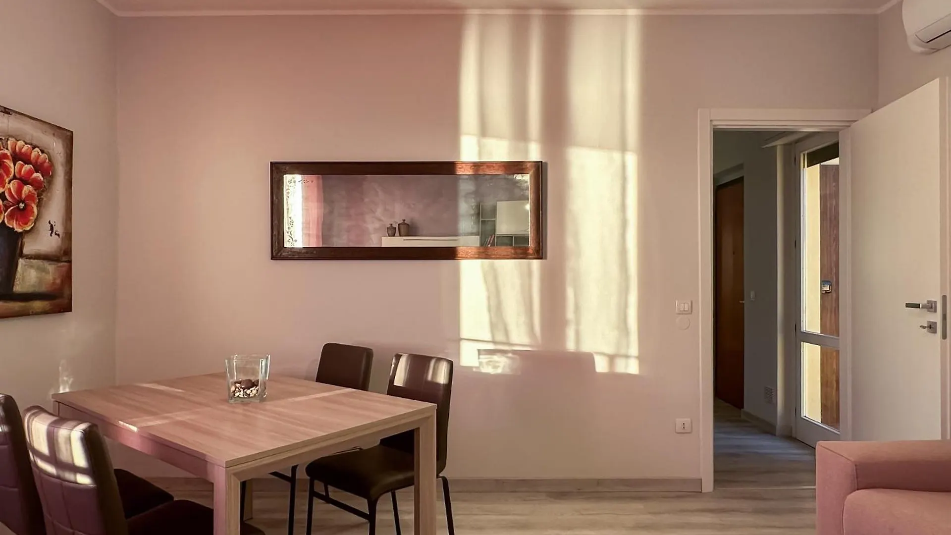 דירות ורנה Marina House
